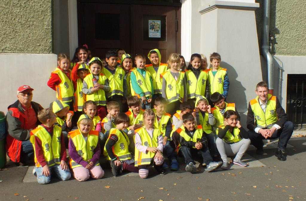 Sicherheitswesten Forstersbergschule 2014